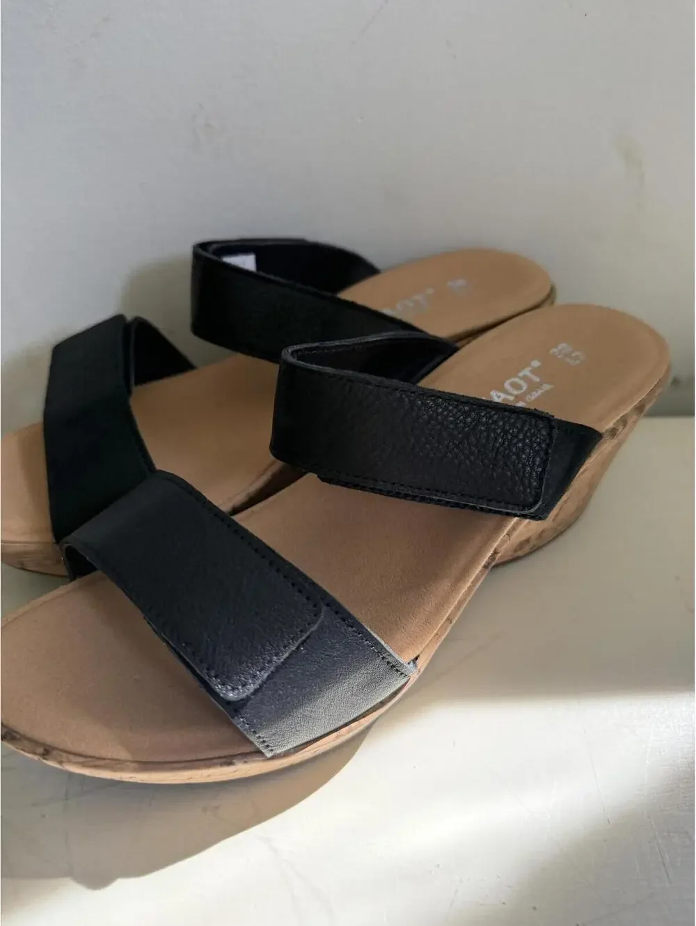 Naot Caveran Soft Black Leather Wedge Sandals Size 38 Women's 7.5